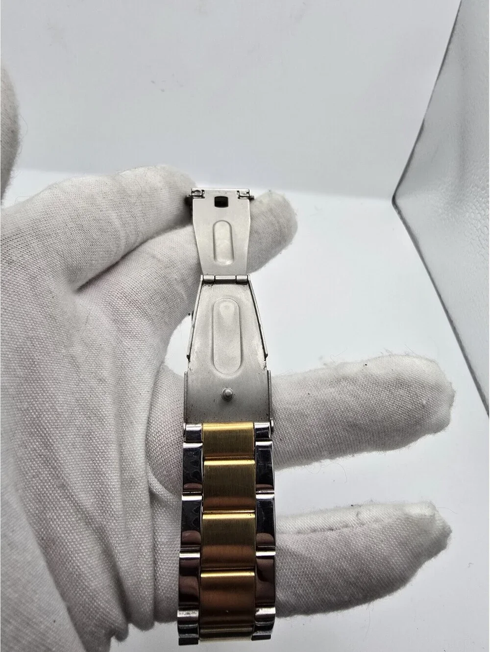 Casio Tank MTP-1165 Watch New Battery Clean Condition Beautiful Dial Two Tone